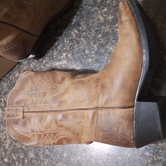 Girl's Smoky Mountain Boots Size 4 Amazing Condition! - Picture 2 of 11
